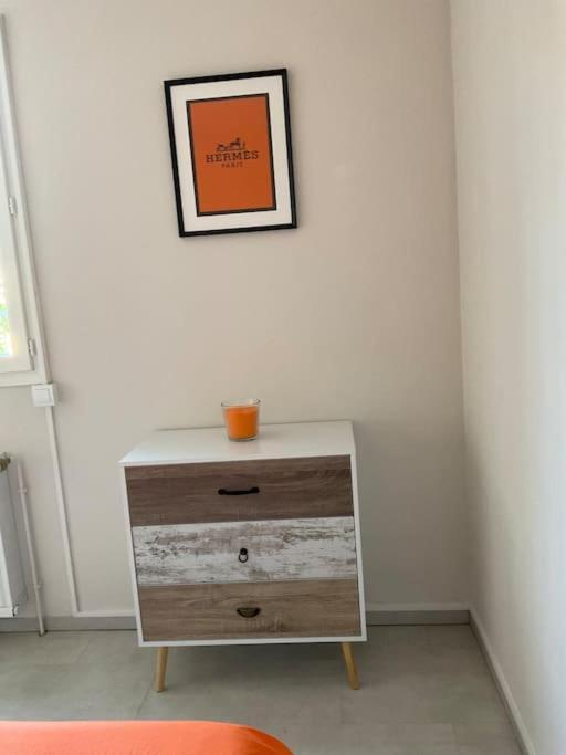 Reine Du Sud Proche Des Grands Buffets